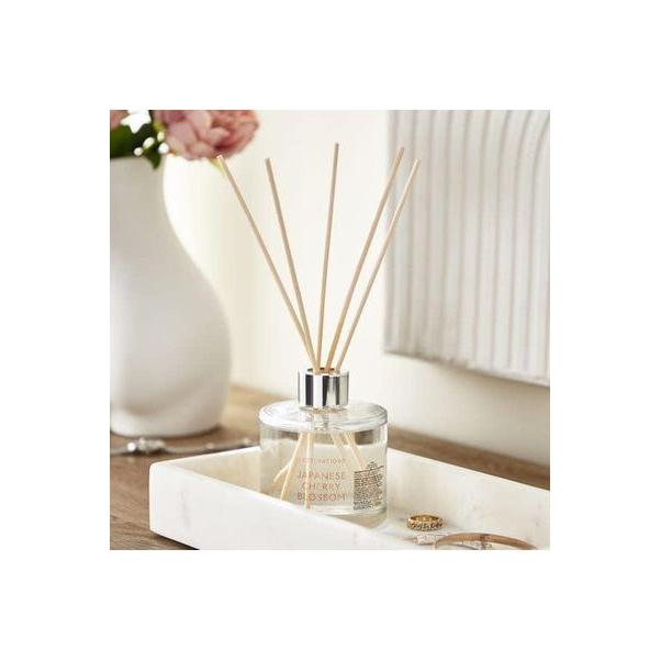 Cherry Blossom kvapas namams su švelniomis sakuru natomis